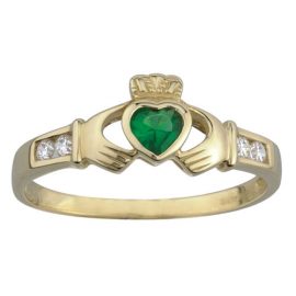 Claddagh-Gold-Ring-with-Emerald-Stone-S2518